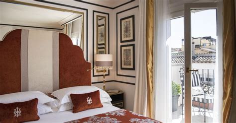 5 star hotel Suites in Rome | Balcony Suite | Hotel d'Inghilterra