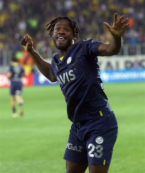 Vole On Twitter Michy Batshuayi Nin Gol Sevinci