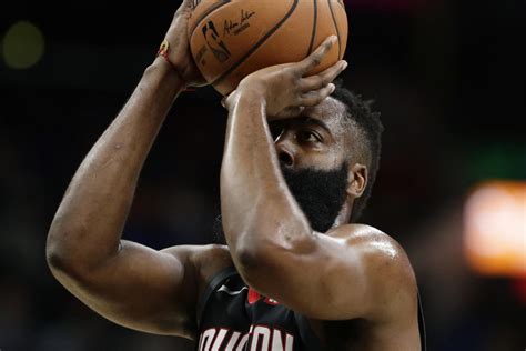 James Harden goes 24-of-24 on free throws after heckle - Yahoo Sports