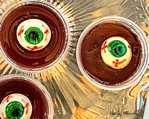 Halloween Eyeball Jello Shots Recipe - Nerdy Mamma