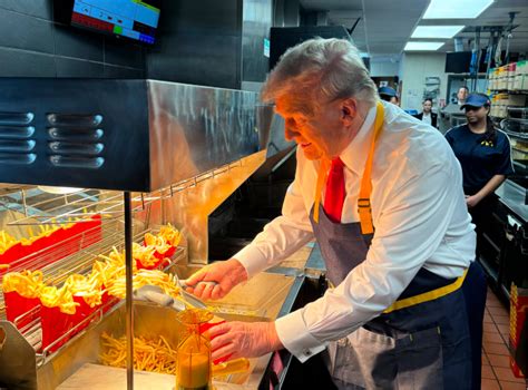 Trump Serves Up Fries Puts Down Harris At Bucks County Mcdonalds Dv