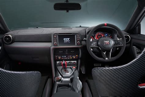 2024 Nissan GT-R Nismo interior – PerformanceDrive