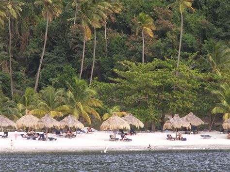 Jalousie Plantation Beach – TortoisePath | St. Lucia 🇱🇨