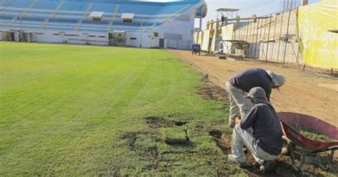 Alianza Lima Pide A Comisi N De Licencias Que Revisen Cancha Del