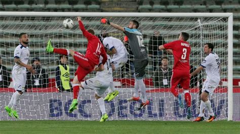 Foto Serie B Bari Latina Lapresse