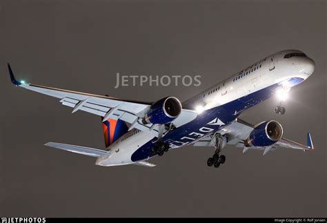 N721TW Boeing 757 231 Delta Air Lines Rolf Jonsen JetPhotos