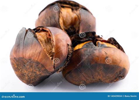 Roasted Chestnut with Shell Stock Photo - Image of nature, fall: 143429034