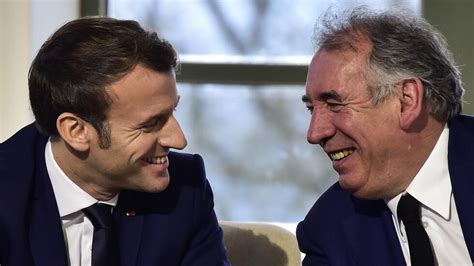 Fran Ois Bayrou Et Emmanuel Macron Je Taime Moi Non Plus