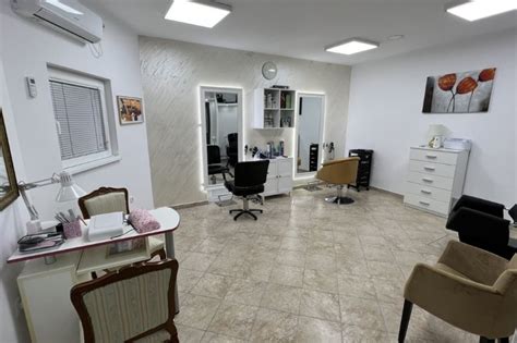 Cut Go Milana Ze Ara Frizerski Salon Zakazivanje Beograd