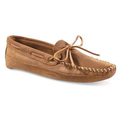 Men S Slippers Moccasins Sportsman S Guide