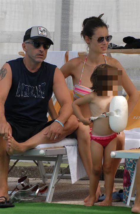 Eros Ramazzotti In Vacanza A Milano Marittima E Cambiata C Disordine