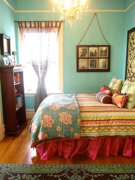 69 Colorful Bedroom Design Ideas - DigsDigs