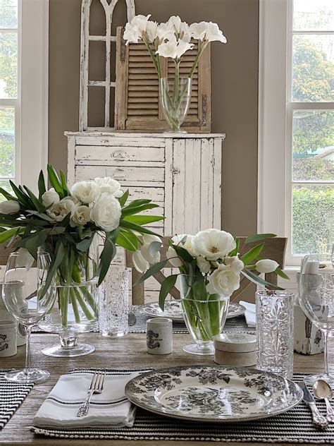 My Favorite Glassware Sets in the Dining Room - MY 100 YEAR OLD HOME