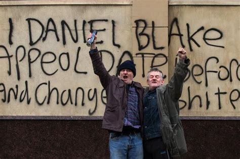 Lotta Alla Povertà Leccezione Di Potere Al Popolo