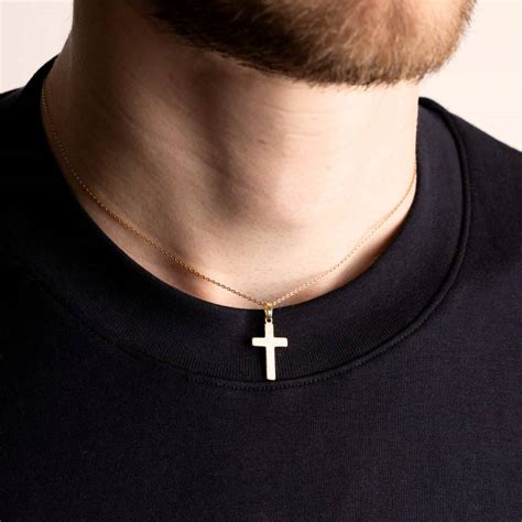 Pendentif Croix Massive En Or Jaune Vandona Ocarat