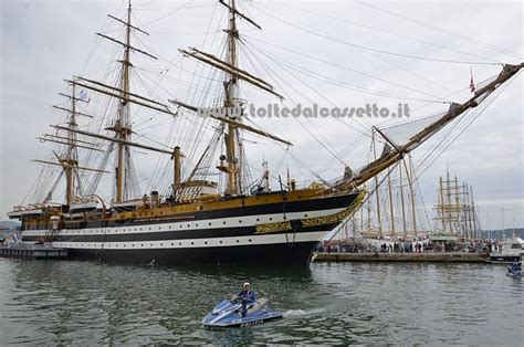 Festa Della Marineria Tall Ship Amerigo Vespucci Sorvegliata