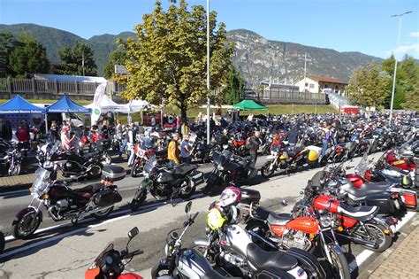 PROSSIMA FERMATA MANDELLO DEL LARIO TORNA IL MOTORADUNO CITTÀ DELLA