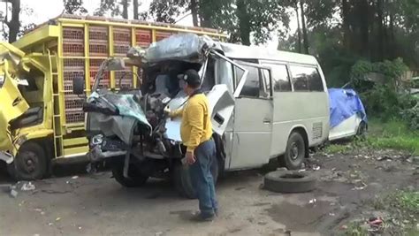 Kronologi Kecelakaan Maut Di Tol Cipularang Purwakarta Sopir Travel