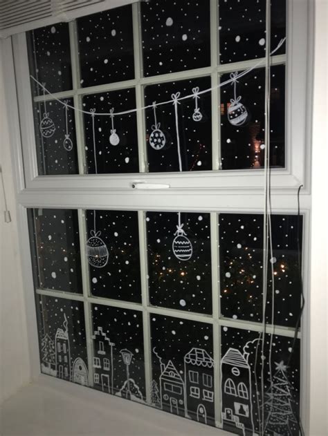 Festive DIY Christmas Window Drawing