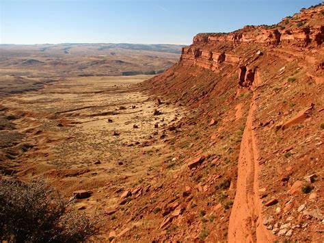 Hole-in-the-Wall Foot Trail | Bureau of Land Management