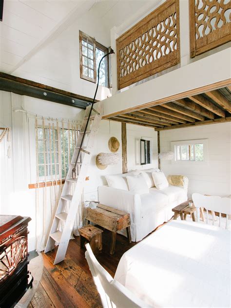 Treehouse + Cabin Tour : A BEAUTIFUL MESS - Design The Life You Want To ...