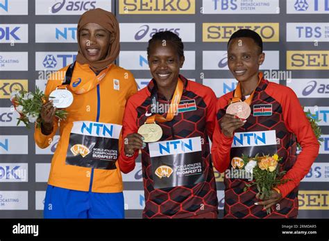 Budapest Faith Kipyegon C De Kenia Y Beatrice Chebet De Kenia