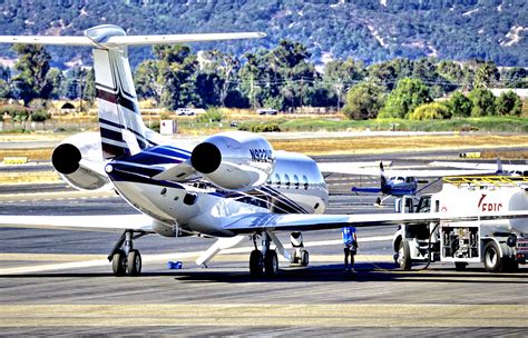 Gulfstream Aerospace 2008 Gv Sp G550 N922wc C N 5180 At Livermore Airport California 2017