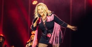 Miranda Lambert Shares Family Recipes in New Cookbook