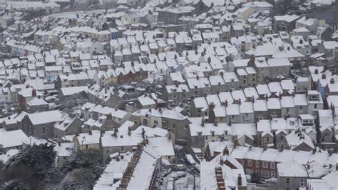 In pictures: Snow returns to the UK | UK News | Sky News