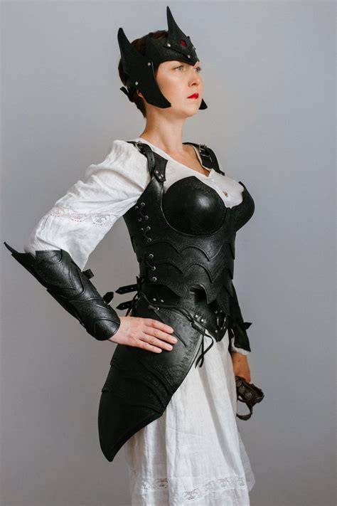 Warrior Lady Leather Half Corset Dark Chestandback Armor Etsy In 2020