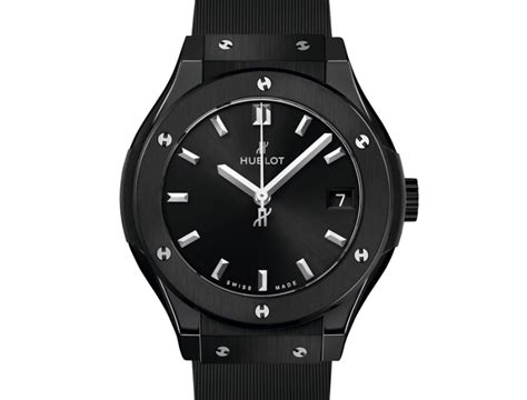 Hublot Classic Fusion Automatic Black Carbon Fiber Dial Black Rubber Mens Watch Atelier Yuwa