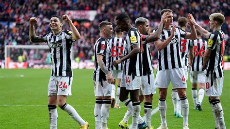 Sunderland 0 3 Newcastle Alexander Isak Scores Twice As Magpies Win First Wear Tyne Derby Since