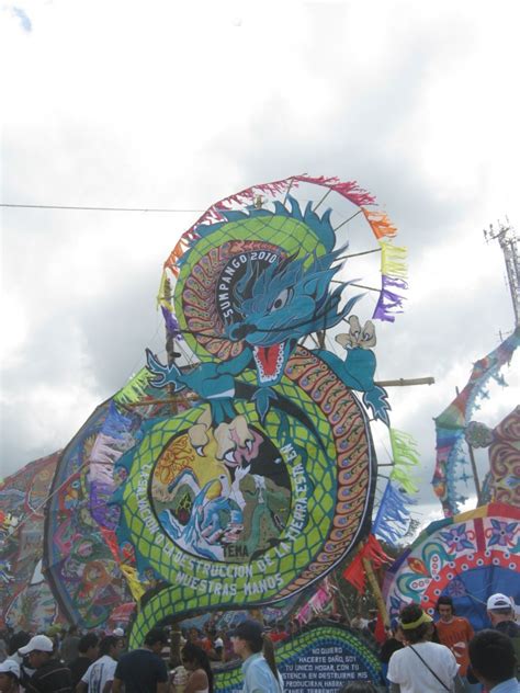 Donde el viento me llevó Barriletes Gigantes de Sumpango Sacatepequez