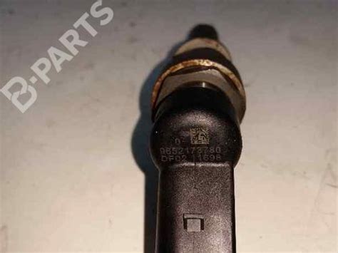 Injecteur PEUGEOT 307 3A C 2 0 HDi 90 9636819380 5WS40000 B Parts