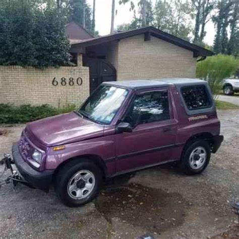 Geo Tracker, 2 Dr, Convertible Hard Top. (1997) Selling: Used Classic Cars