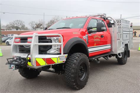 Hardin County fire and rescue department unveils new brush truck