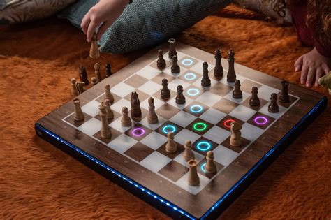 GoChess with a fully robotic smart board and self-moving pieces announced - Gizmochina