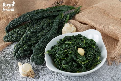 Cavolo Nero In Padella Una Ricetta Semplice E Gustosa Forno E Fornelli