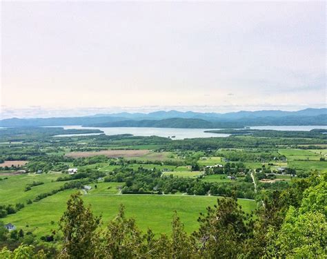 10 Best Hikes In Vermont With Great Views That Anyone Can Do