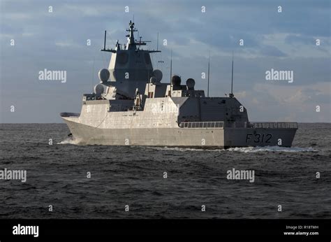 Knm Otto Sverdrup F312 Hi Res Stock Photography And Images Alamy