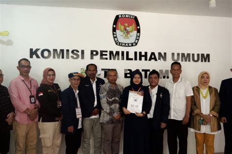 Sembilan Parpol Telah Daftarkan Bacaleg Ke KPU Kota Batam ANTARA News