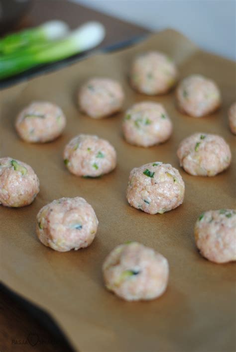 Pieczone pulpeciki drobiowe z cukinią Pasja Smaku