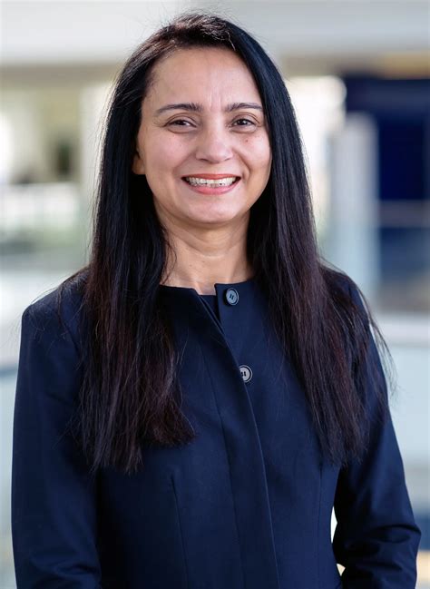 Uml Saira Latif