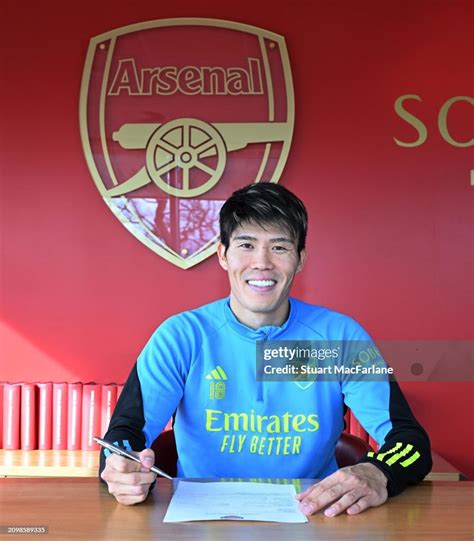 Takehiro Tomiyasu Signs A New Contract At Arsenal At Sobha Realty