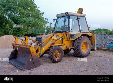 Jcb digger hi-res stock photography and images - Alamy