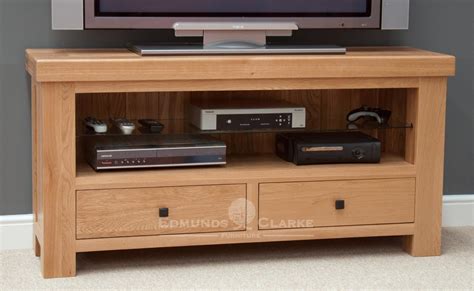 Hadleigh Solid Oak Chunky Tv Unit Edmunds And Clarke Furniture Ltd