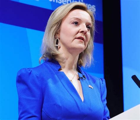 Liz Truss é eleita nova primeira ministra do Reino Unido amanhã ela