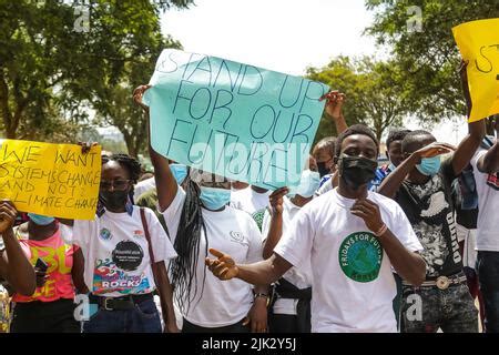 Nakuru Kenia 24th de Sep de 2021 Los activistas climáticos tienen