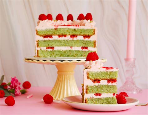 2 Tiered Naked Cake In London Em Cakes