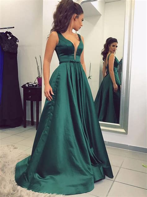 Chic Prom Dresses V Neck A Line Floor Length Dark Green Prom Dress Eve